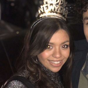 Meet your Posher, Ally